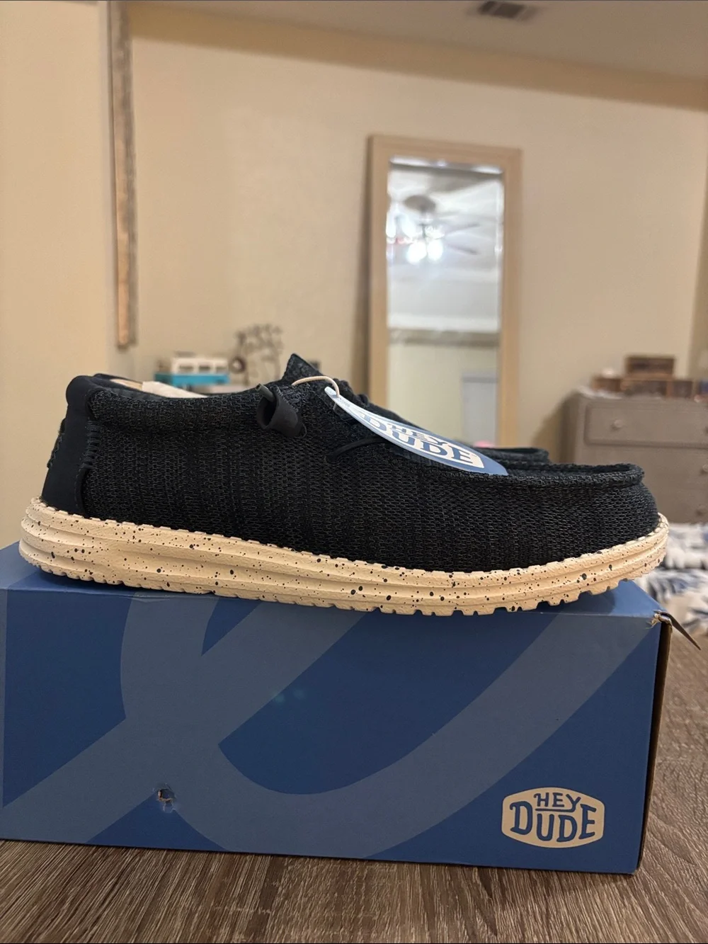 Hey Dude Men’s Wally Stretch Sox Navy size 10